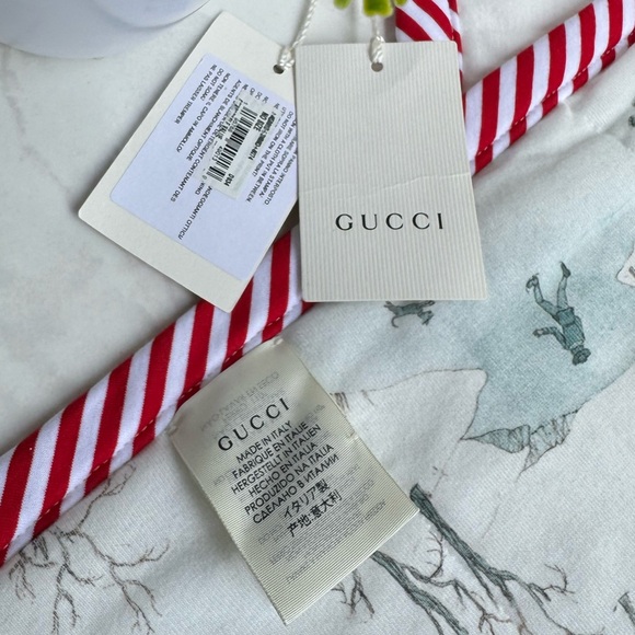 Gucci L'avevgle Par Amovr Baby Blanket New with tags $580 80 cm x 80 cm bedding - Picture 4 of 11